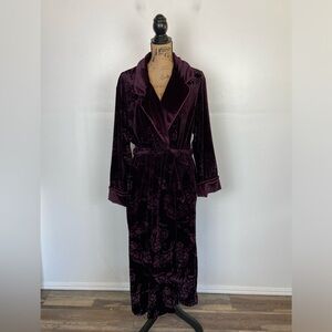 Jasmine Rose Women's Floral Velvet Robe L Purple 90s Whimsigoth Goth Long Sleeve